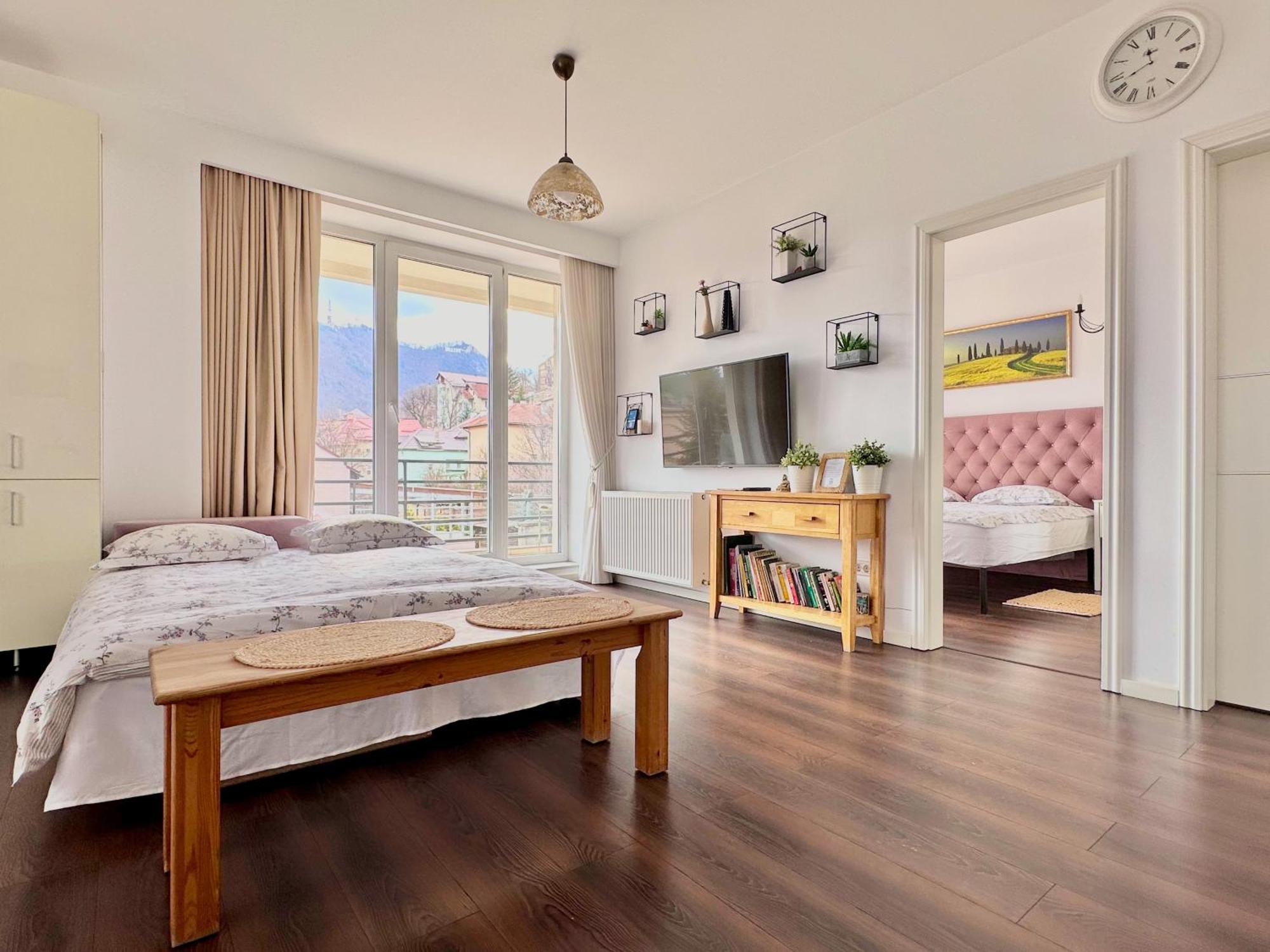Central Premium Apartment Brasov Exterior photo